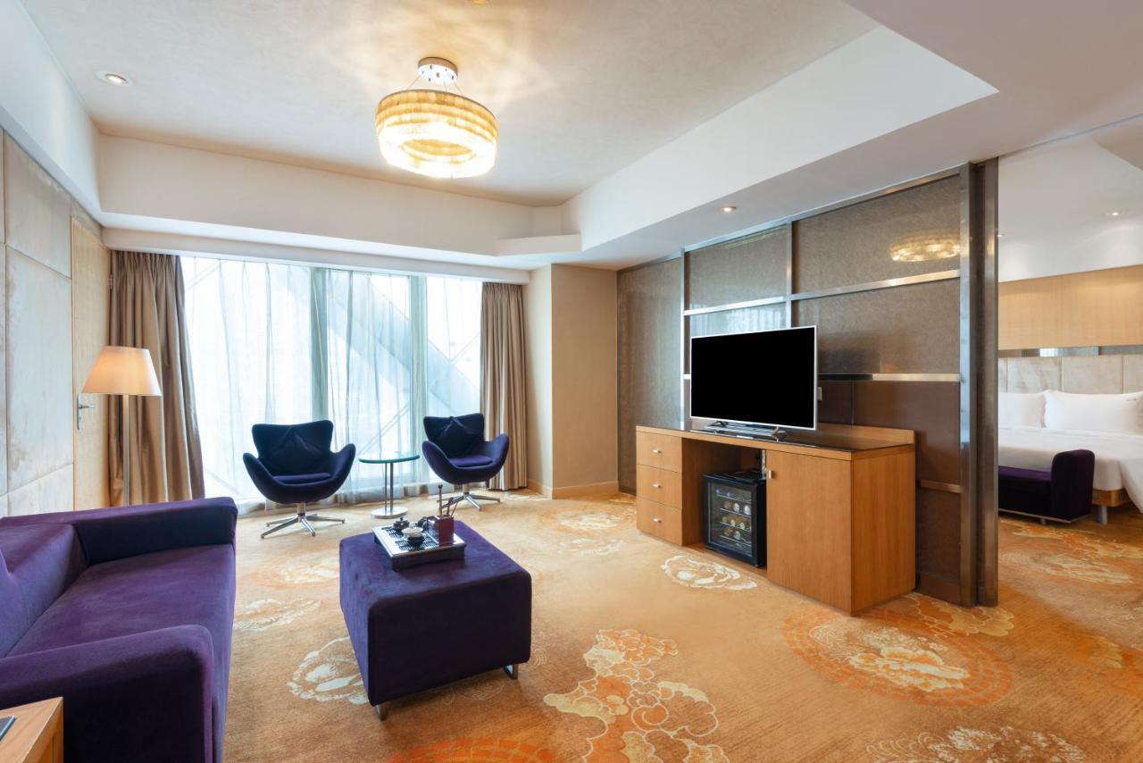 Holiday Inn Binhai Tianjin Exteriör bild