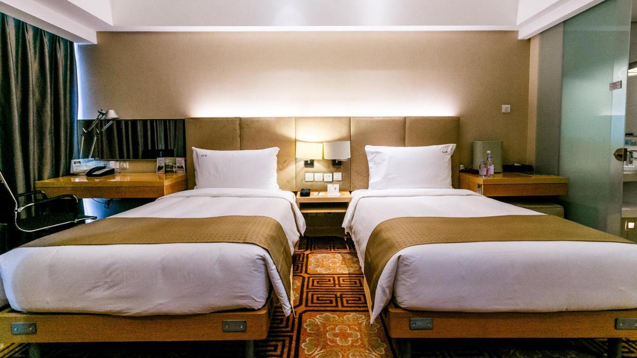 Holiday Inn Binhai Tianjin Exteriör bild